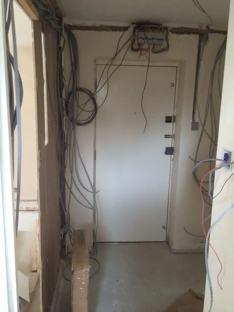 Under Construction Apartment at Docklands in London