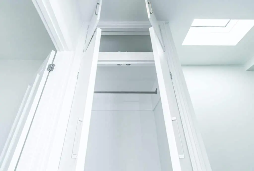 Bespoke wardrobe, Peckham, London Bespoke wardrobe, Peckham, London