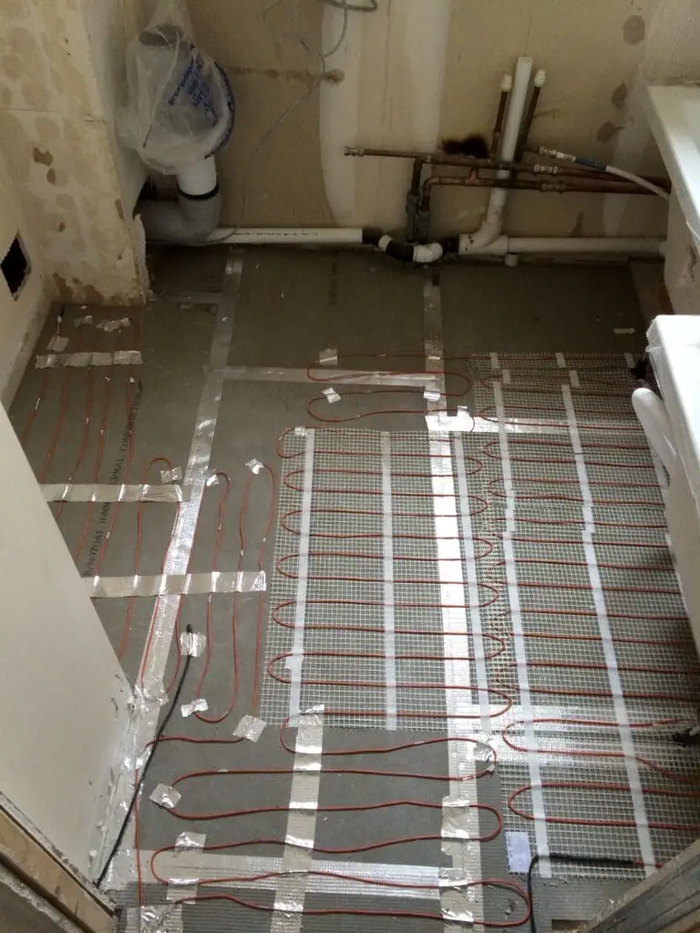 Under Construction Apartment at Docklands in London