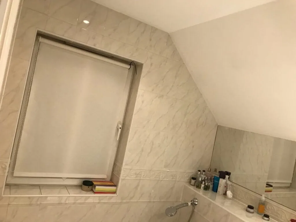 During Bathroom Renovation at Canary Wharf in London IMG_1615