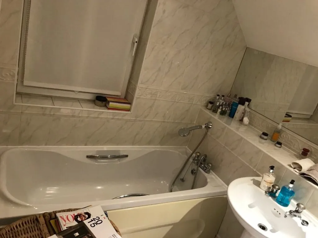 During Bathroom Renovation at Canary Wharf in London IMG_1616