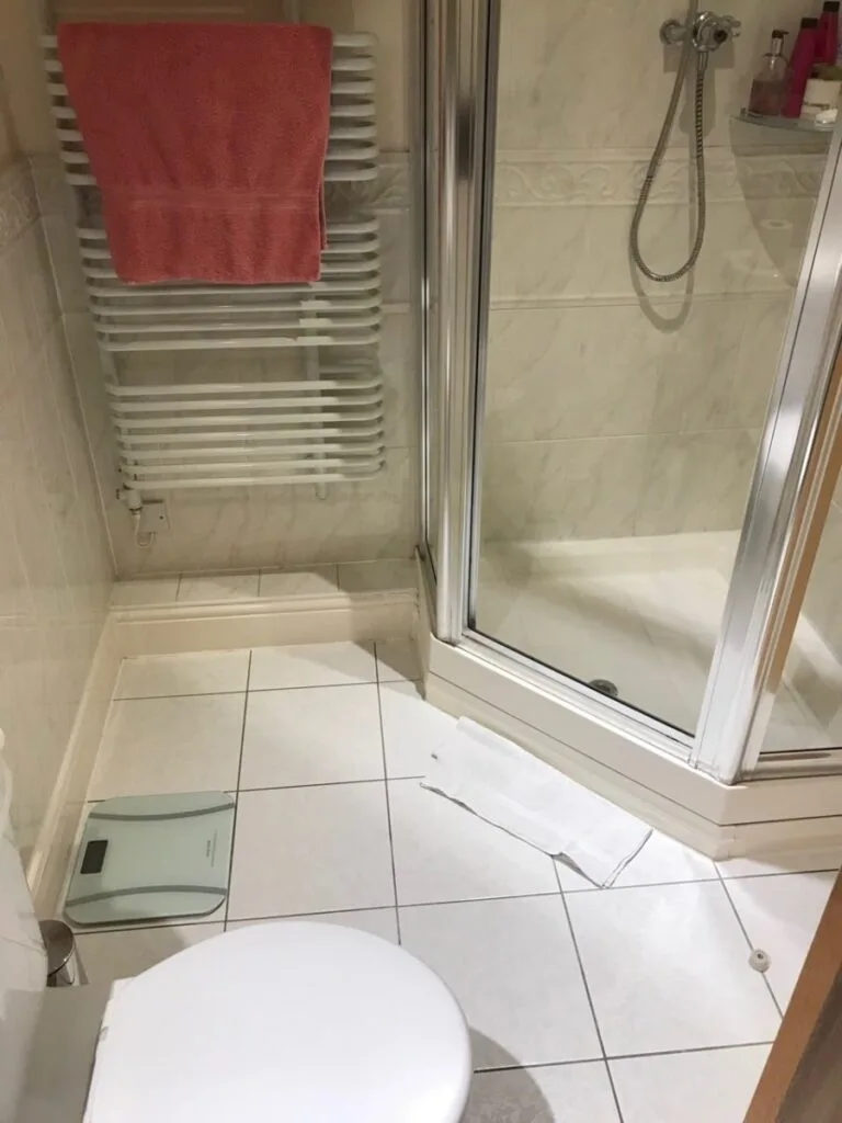 During Bathroom Renovation at Canary Wharf in London IMG_1618