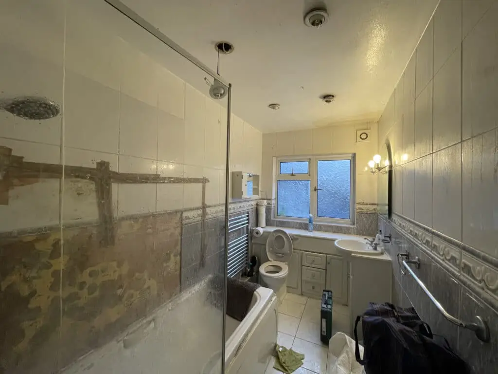 Before bathroom renovation in Romford, London