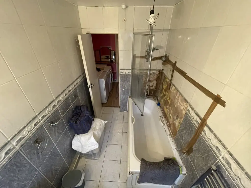 Before bathroom renovation in Romford, London