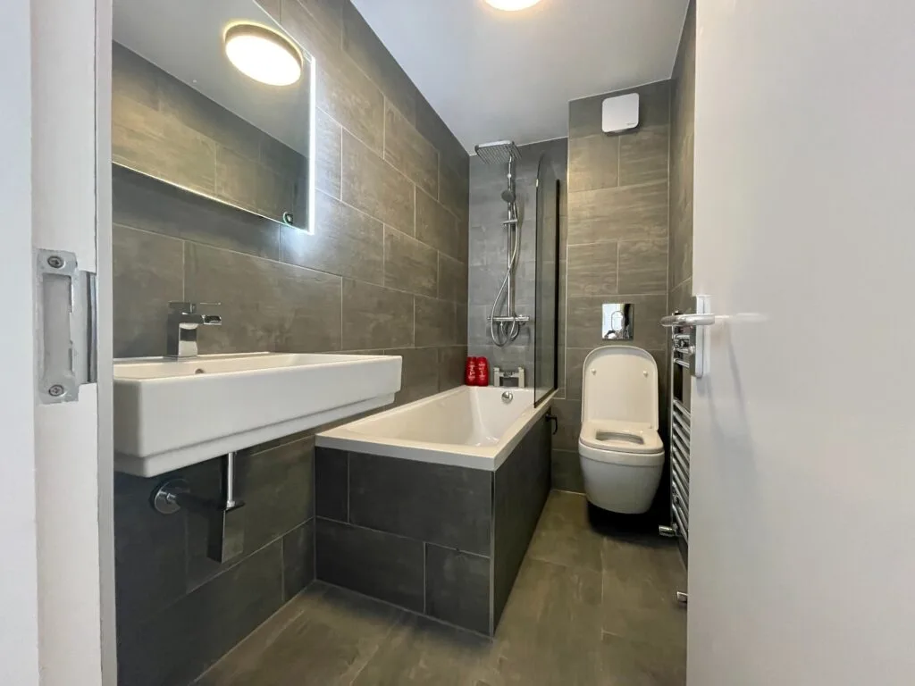 Completed Bathroom Renovation at Woolwich in London