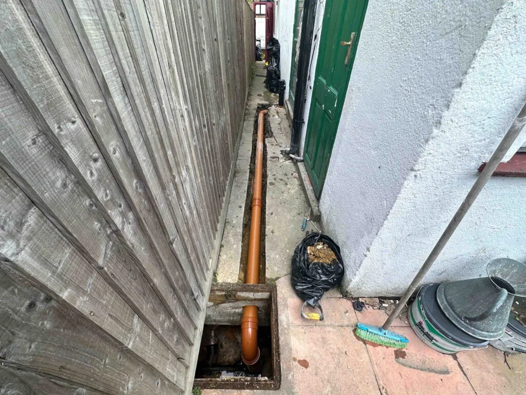 Cloakroom refurbishment during renovation
