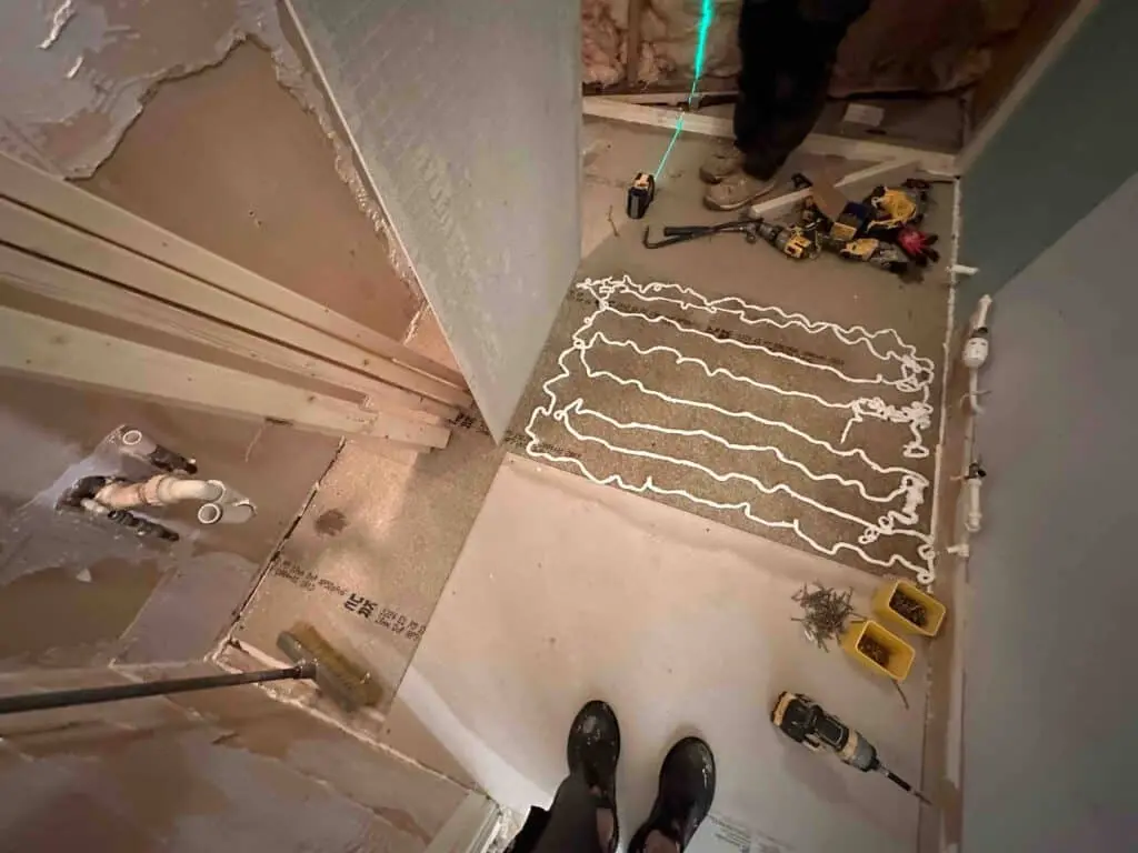 Trendy Bathroom Renovation in Streatham (before)