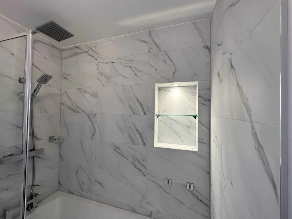 Trendy Bathroom Renovation in Streatham (after)