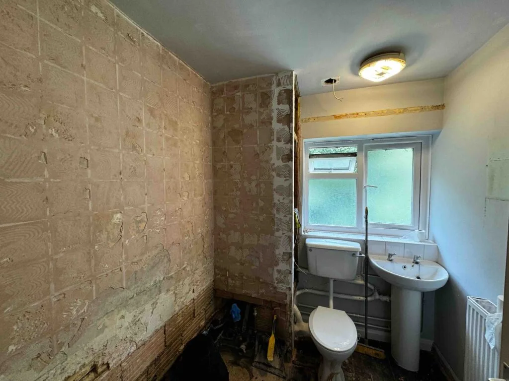 Wet Room Refurbishment in Brentwood (before)