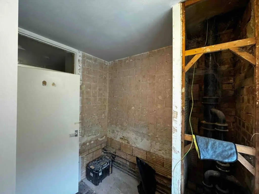 Wet Room Refurbishment in Brentwood (before)