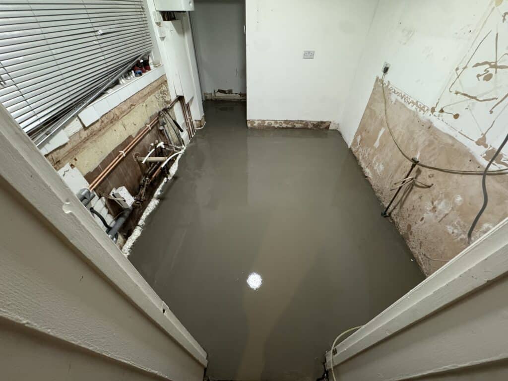 Kitchen Refurbishment at Newham, E16 (before)